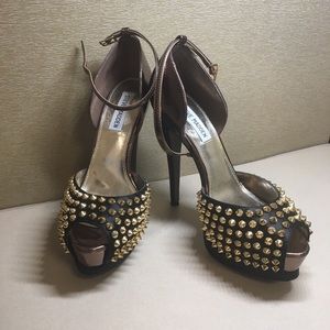 Steve Madden Studded Heels Size 8.5
